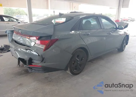 2022 Hyundai Elantra Sel z USA, uszkodzony, nr VIN KMHLS4AGXNU257771